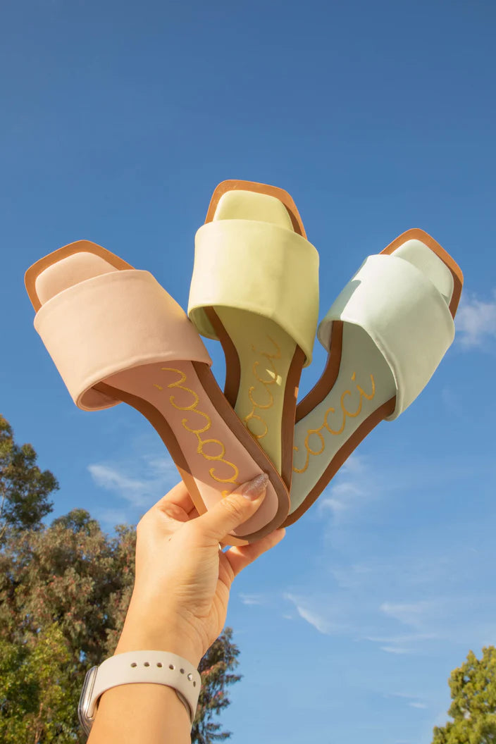 Kelly Sandal
