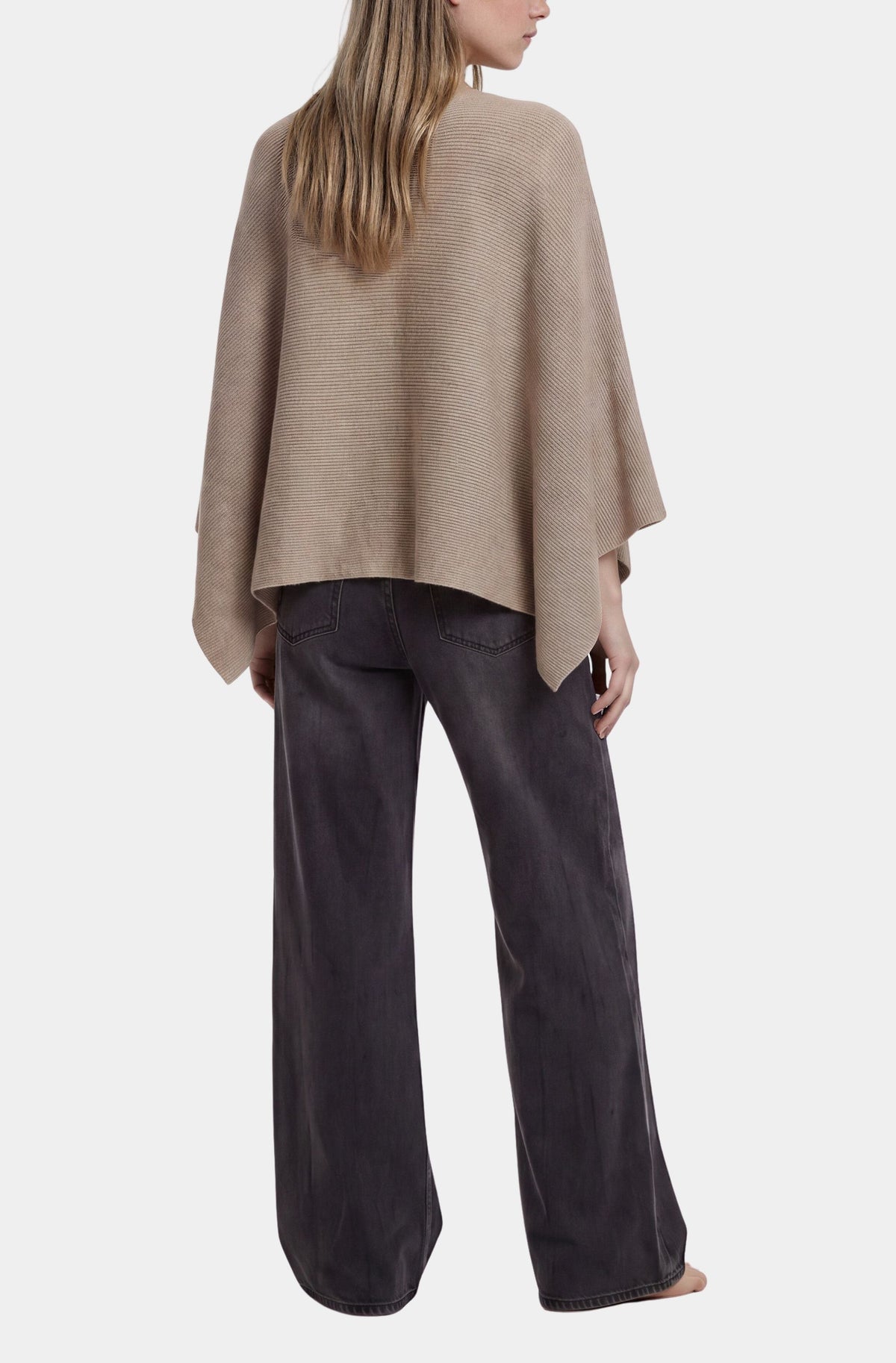 Lindalva Sweater